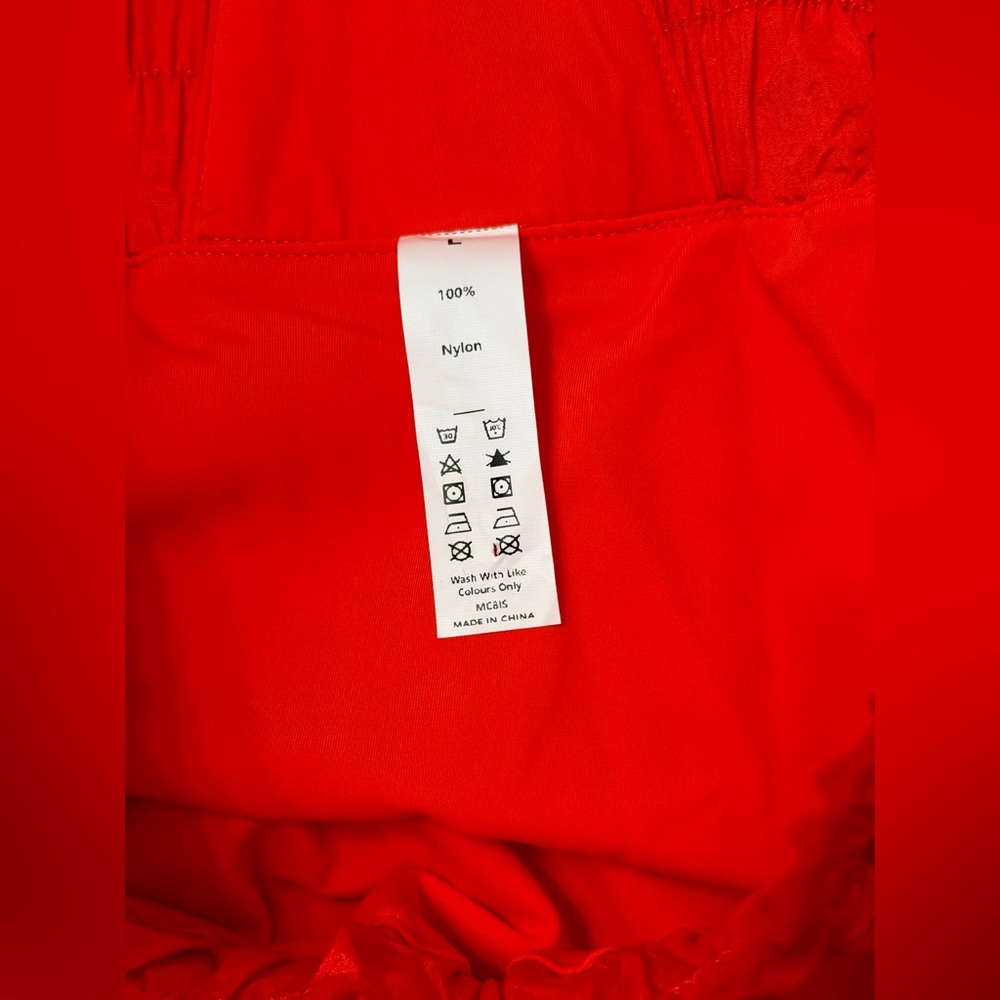 HALARA Women’s Super High Waist Split Hem 2-in-1 Casual Shorts - Large - Red - Picture 8 of 10